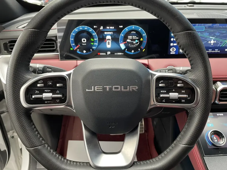Jetour Jietu X70 PLUS 1.6T DCT Pro+ 7-seater 2022 — миниатюра 4