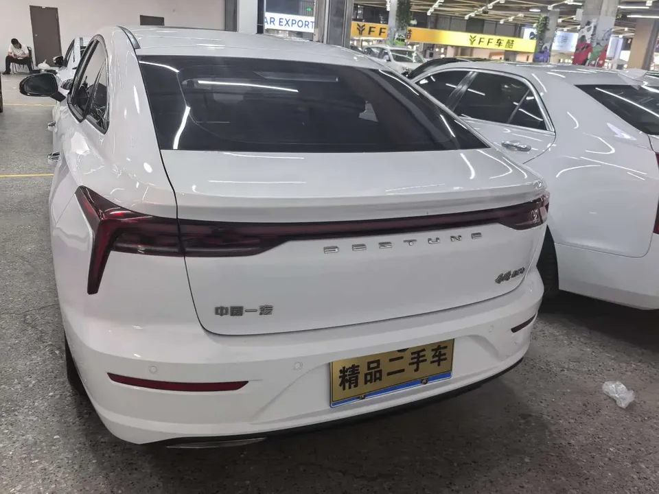 FAW Bestune B70 Bestune B70 2023 third generation 1.5T automatic enjoyment model 2023 — миниатюра 2