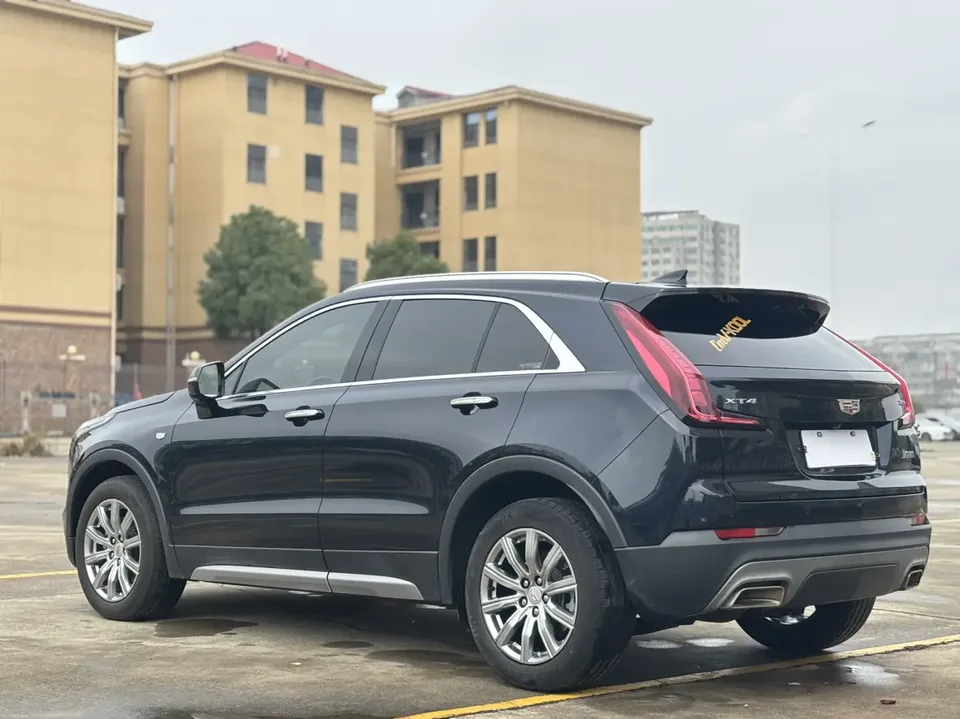 Cadillac XT4 Cadillac XT4 2022 28T two-wheel drive premium model 2022 — миниатюра 4