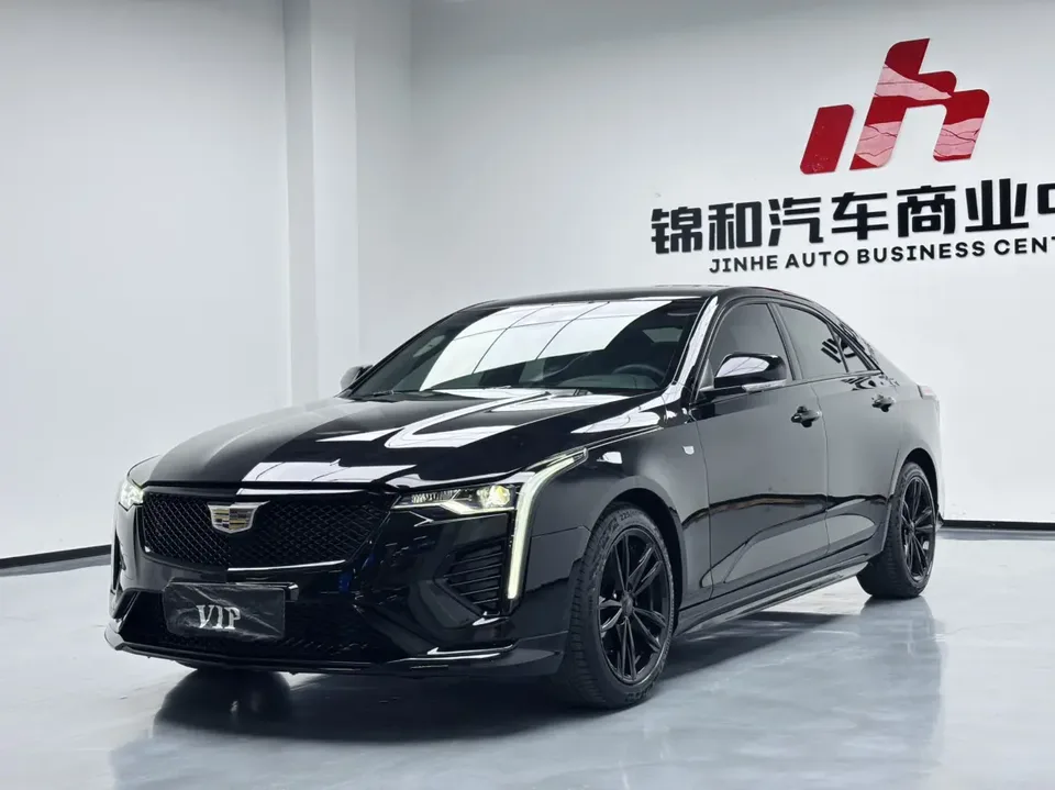 Cadillac CT4 2023