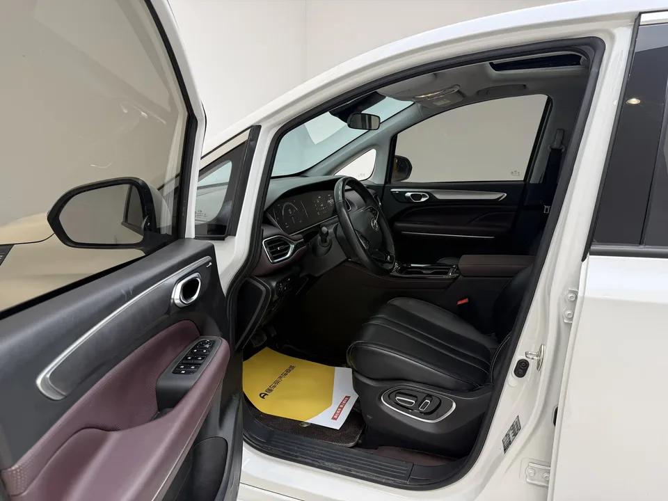 GAC Trumpchi M6 Trumpchi M6 2023 PRO 270T WDCT Luxury Edition 2024 — миниатюра 4