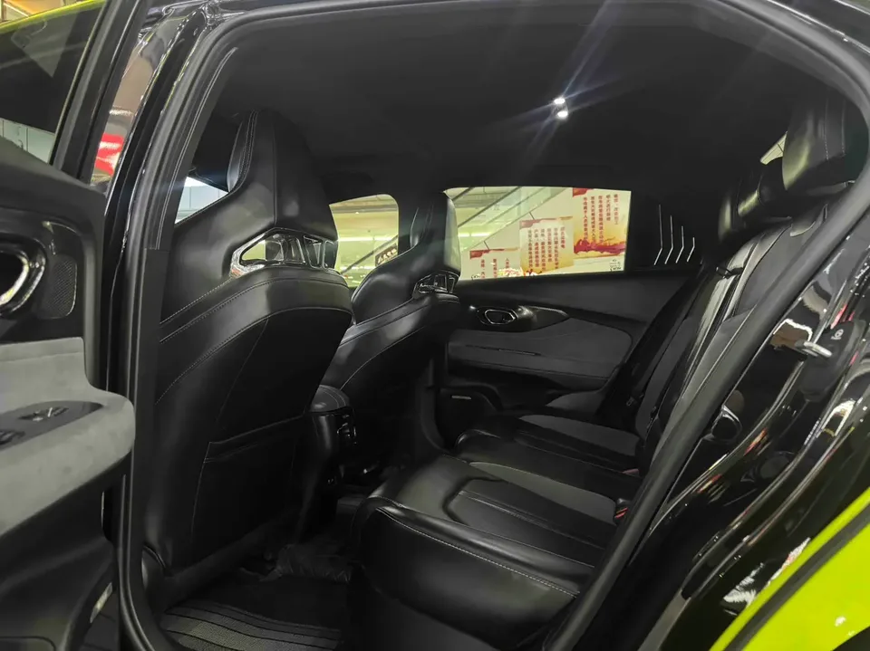 GAC Trumpchi Shadow Leopard 400T Automatic R Max Edition 2024 — миниатюра 3
