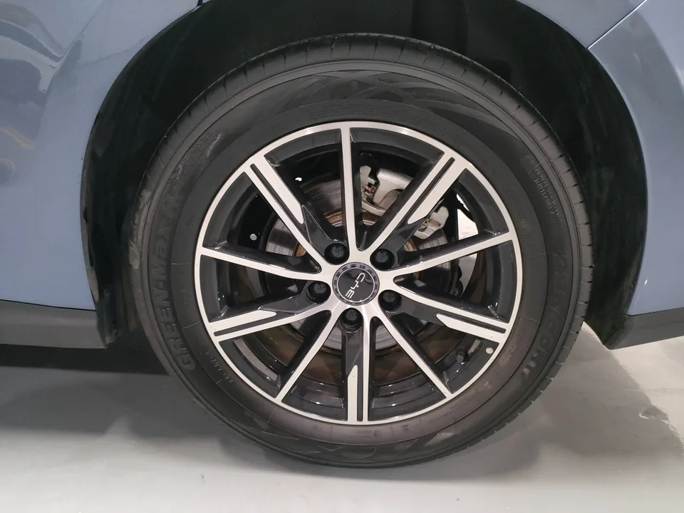 BYD Seal 06DM 2025