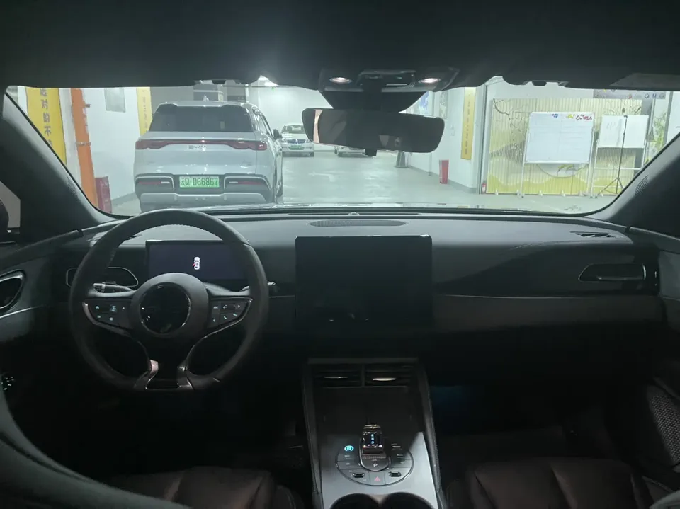 BYD Seal 06DM Intelligent Driving Edition DM-i 120KM Premium Edition 2025 — миниатюра 3