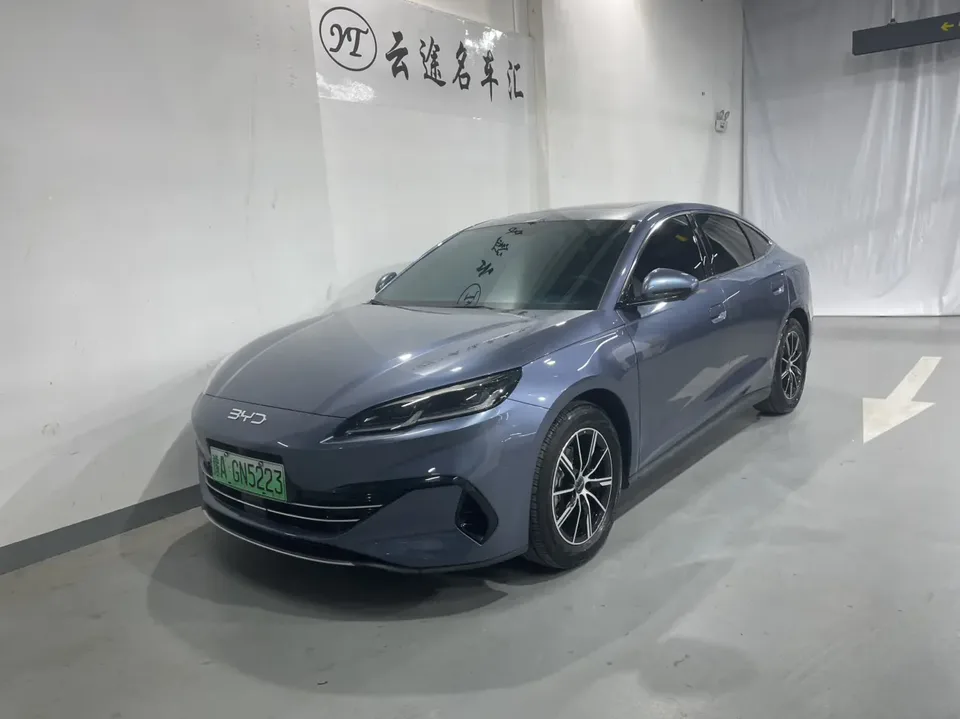 BYD Seal 06DM Intelligent Driving Edition DM-i 120KM Premium Edition 2025 — фото 1, купить с доставкой в Москву
