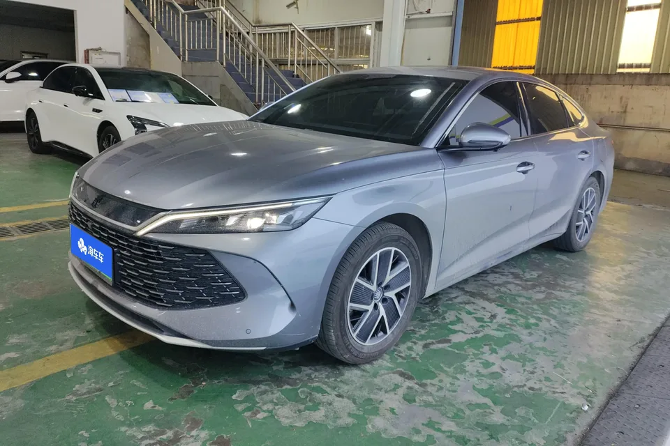 BYD Qin L DM 2024