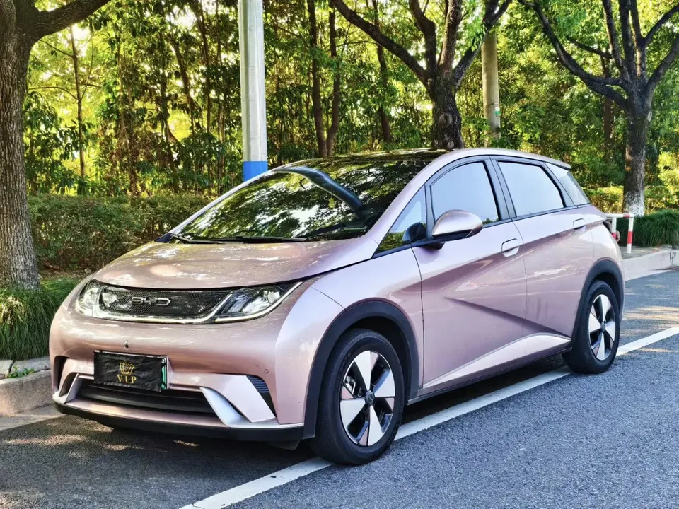 BYD Dolphin 2023