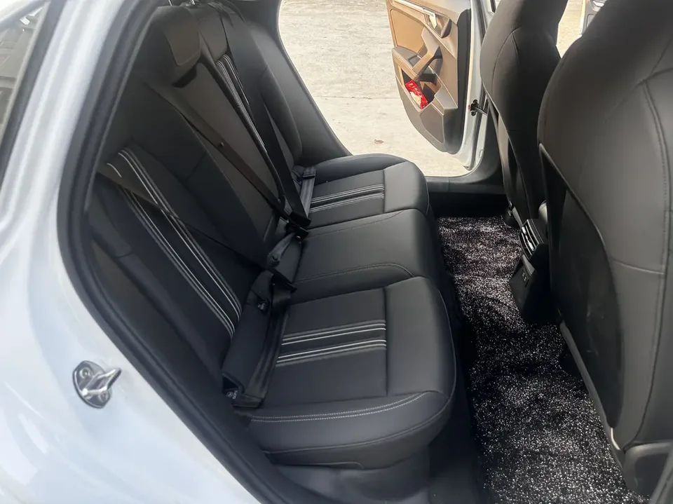 Audi A3 A3L Limousine 35 TFSI Fashion Sports 2023 — миниатюра 3