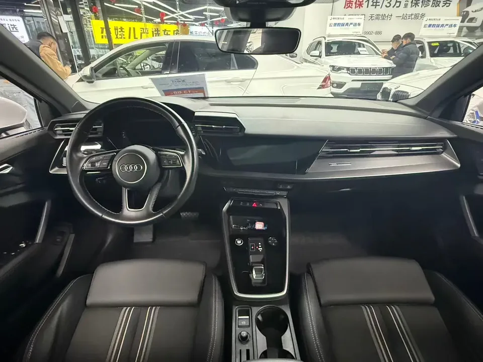 Audi A3 facelift A3L Limousine 35 TFSI stylish and sporty 2023 — миниатюра 2