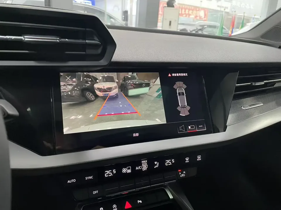 Audi A3 Audi A3 2022 Sportback 35 TFSI Stylish and sporty 2022 — thumbnail 3