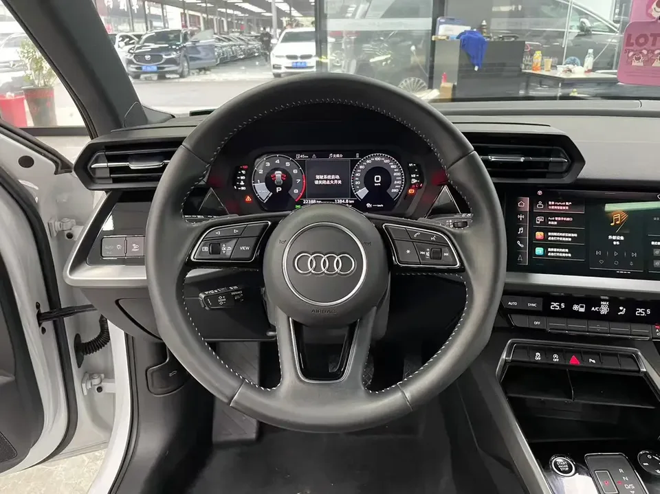Audi A3 Audi A3 2022 Sportback 35 TFSI Stylish and sporty 2022 — thumbnail 4