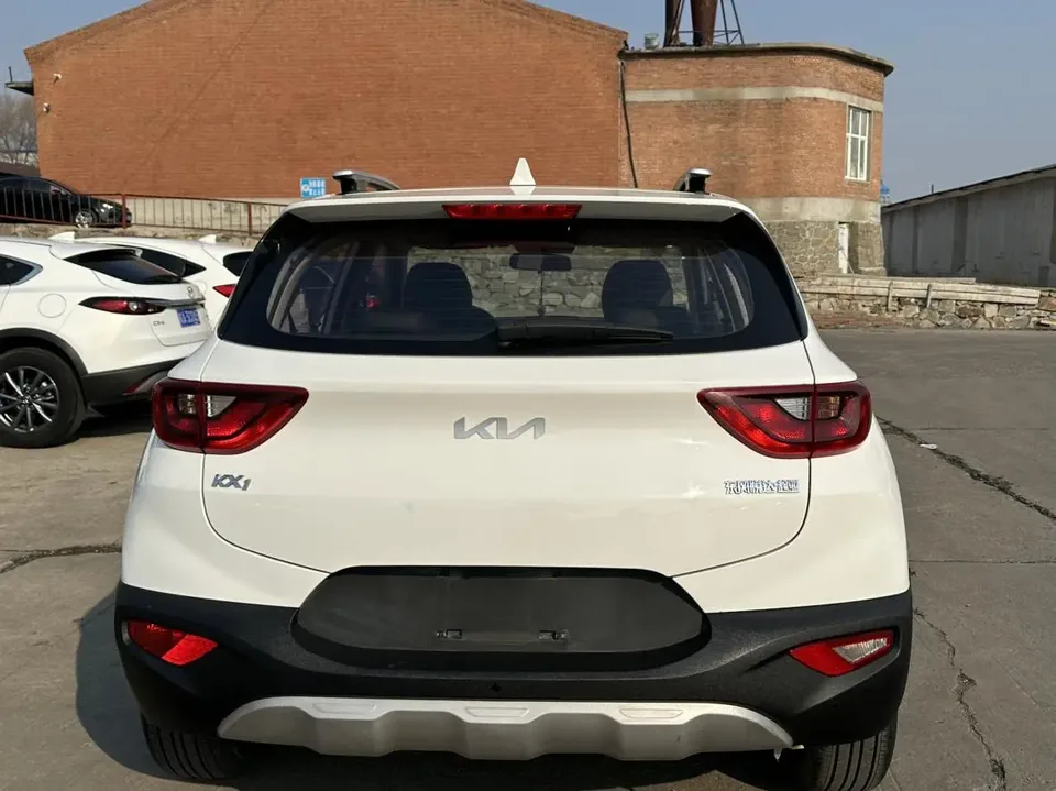 Kia KX1 Yipao 2021 1.4L automatic fun version 2022 — миниатюра 2