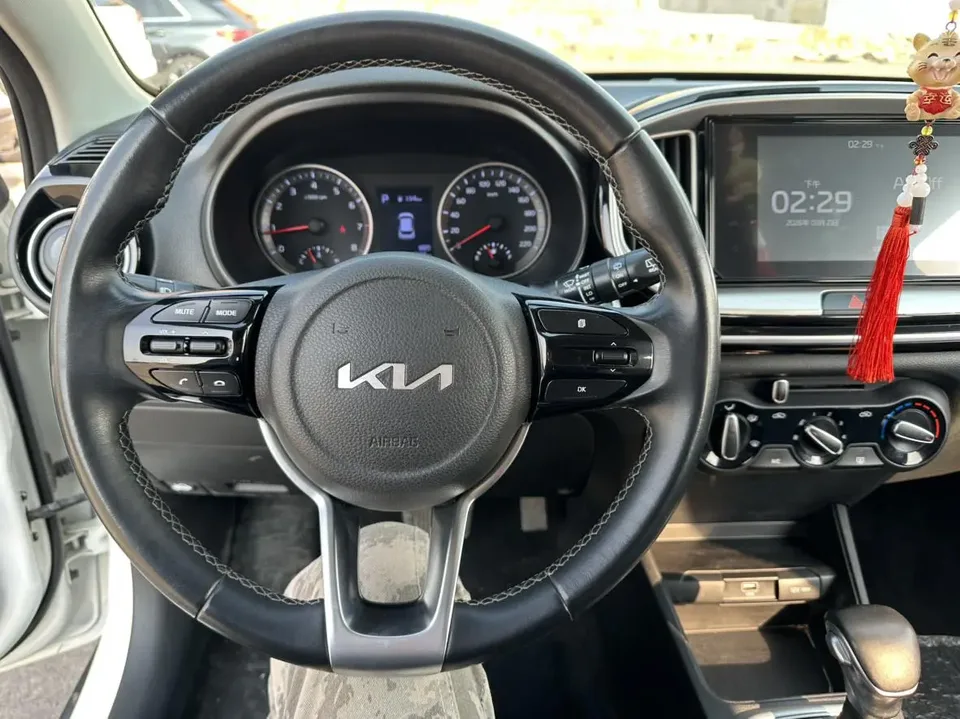 Kia KX1 Yipao 2021 1.4L automatic fun version 2022 — миниатюра 4