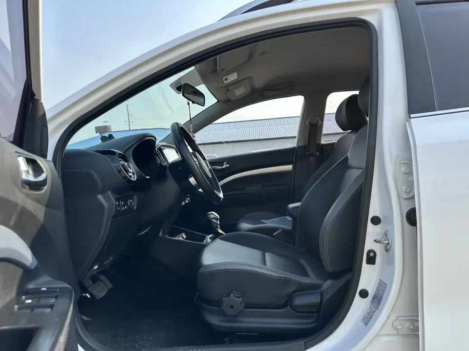 Kia KX1 Yipao 2021 1.4L automatic fun version 2022 — миниатюра 5