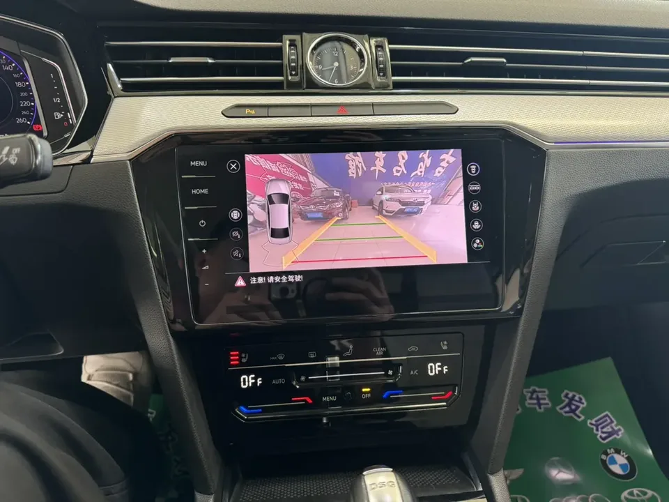 Volkswagen Magotan Magotan 2023 2 million commemorative edition 330TSI DSG luxury model 2023 — миниатюра 4