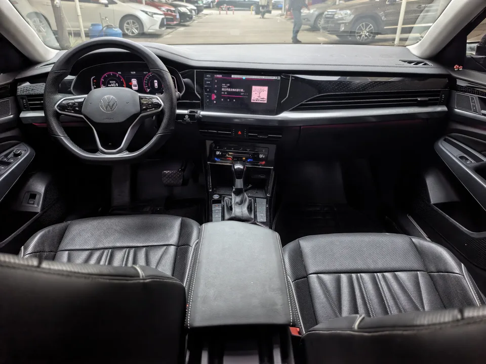 Volkswagen Passat Passat 2023 330TSI Starry Sky Deluxe Edition 2023 — миниатюра 3