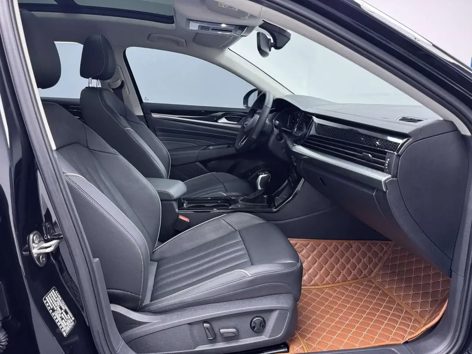 Volkswagen Passat Passat 2023 330TSI Elite Edition 2023 — миниатюра 4