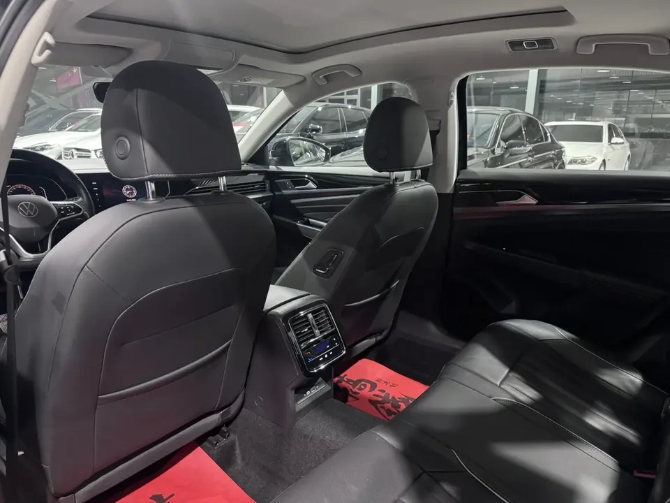 Volkswagen Passat Passat 2022 330TSI Star Elite Edition 2022 — миниатюра 3