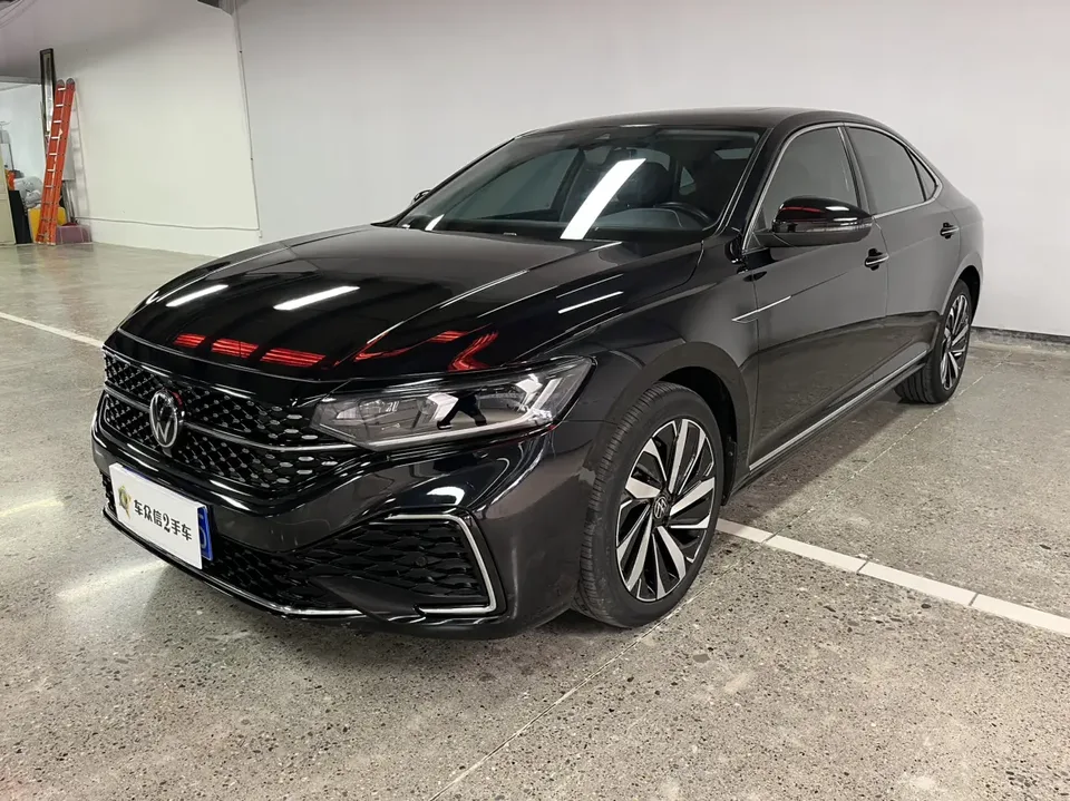 Volkswagen Passat 2022