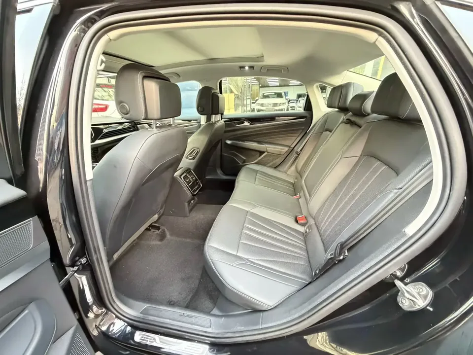 Volkswagen Passat Passat 2024 330TSI Star Elite Edition 2025 — миниатюра 3