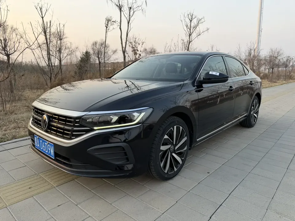 Volkswagen Passat Passat 2022 280TSI Elite Edition 2022 — фото 1, купить с доставкой в Москву