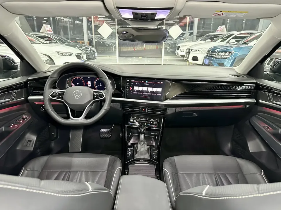 Volkswagen Passat Passat 2023 330TSI Starry Sky Deluxe Edition 2022 — миниатюра 3