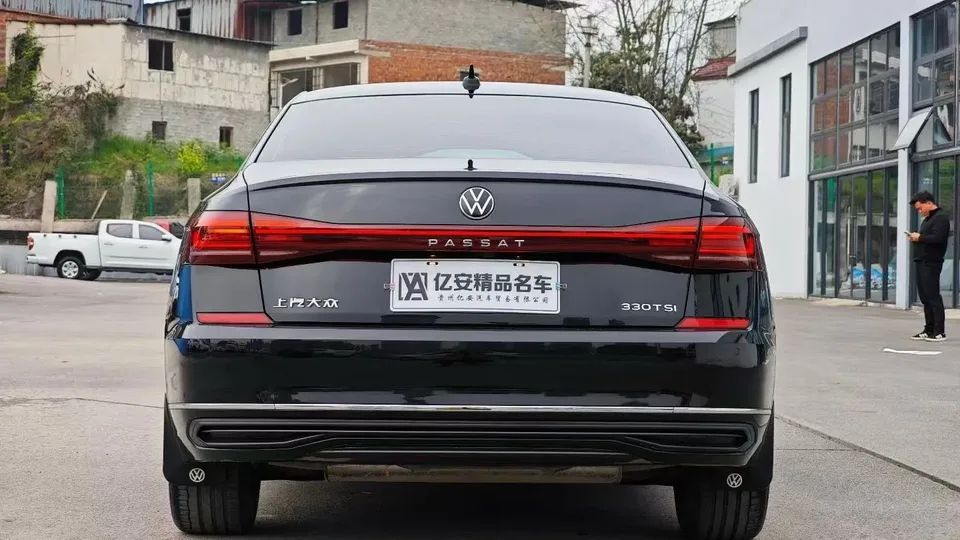Volkswagen Passat Passat 2025 Outstanding Model 330TSI Elite Edition 2025 — миниатюра 2