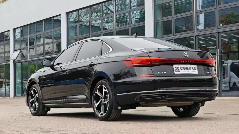 Volkswagen Passat Passat 2025 Outstanding Model 330TSI Elite Edition 2025 — миниатюра 4