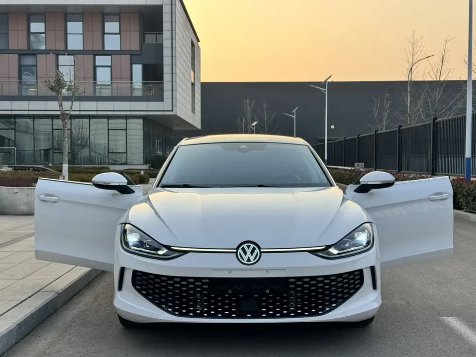 Volkswagen Lamando Lingdu Lingdu L 280TSI DSG Cool Edition 2023 — миниатюра 4