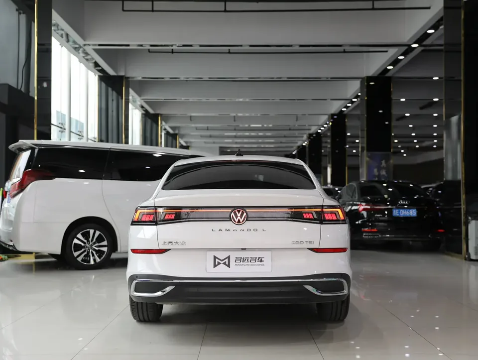 Volkswagen Lamando Lingdu Lingdu L 280TSI DSG Hot Edition 2022 — миниатюра 2