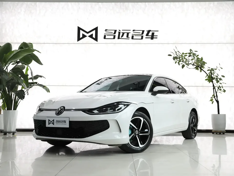 Volkswagen Lamando Lingdu Lingdu L 280TSI DSG Hot Edition 2022 — фото 1, купить с доставкой в Москву