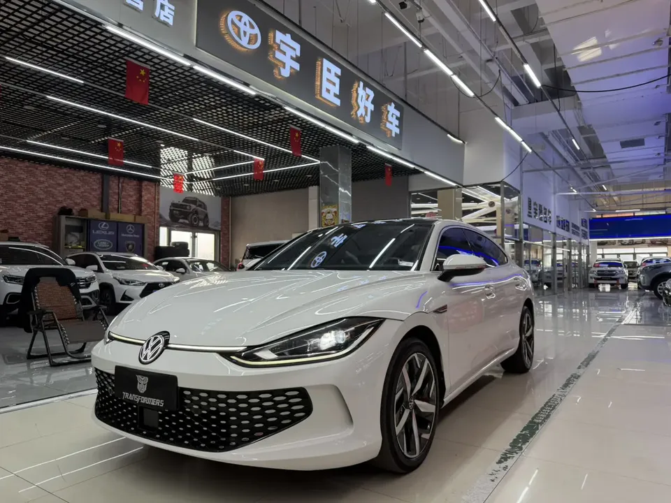 Volkswagen Lamando Lingdu Lingdu L 280TSI DSG Hot Edition 2022 — photo 1, buy with delivery to Moscow
