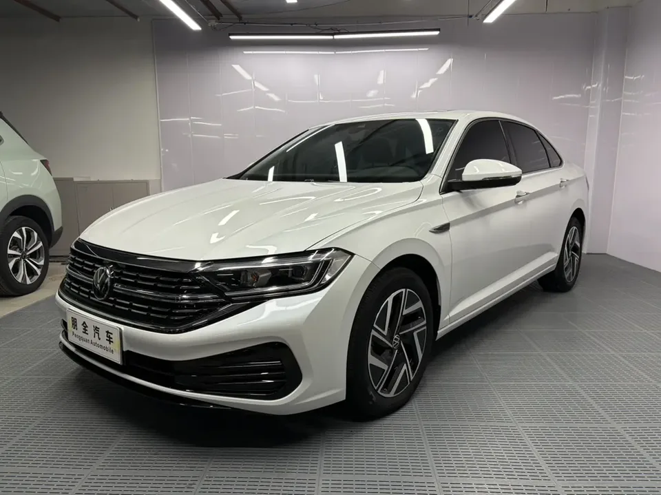Volkswagen Sagitar 2023 Sagitar 280TSI DSG Excellence Edition Plus 2022 — фото 1, купить с доставкой в Москву