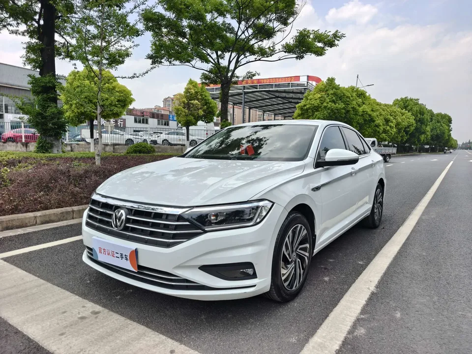 Volkswagen Sagitar 2022