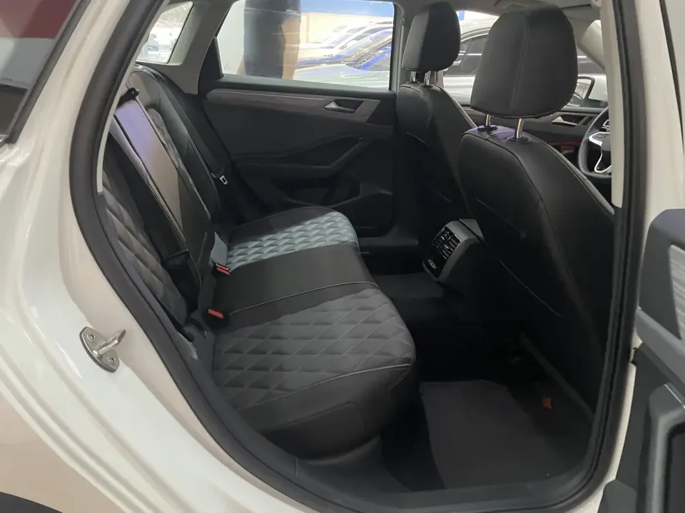 Volkswagen Sagitar Sagitar 300TSI DSG Beyond Edition 2024 — миниатюра 4