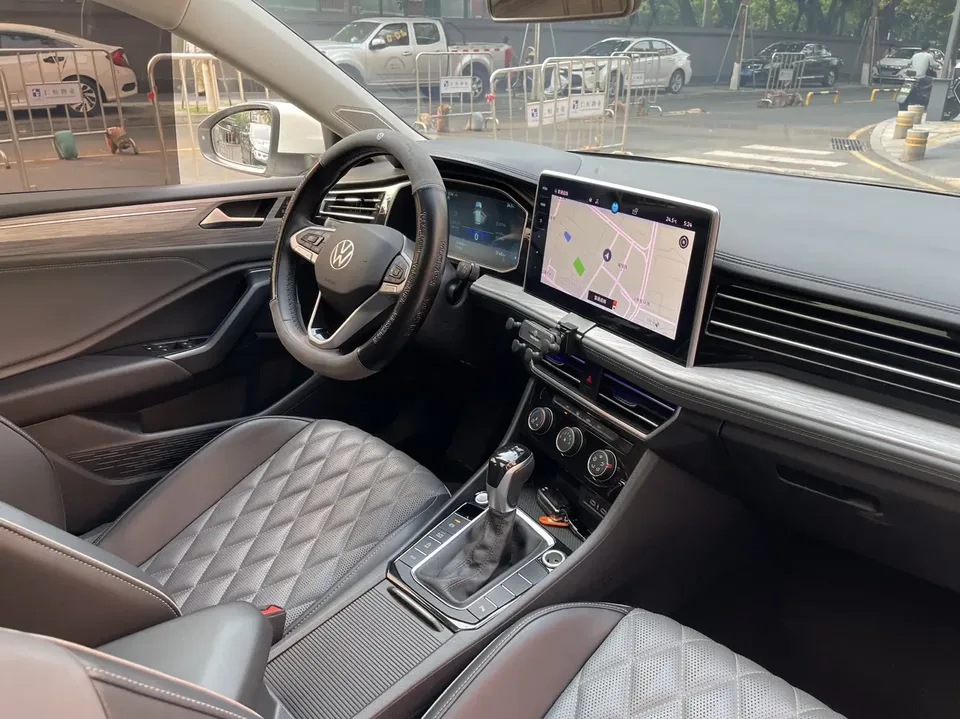 Volkswagen Sagitar Sagitar 2023 280TSI DSG Transcendence Lite 2023 — thumbnail 4