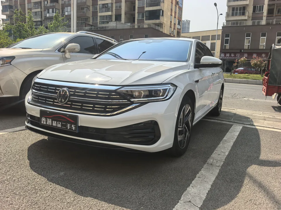 Volkswagen Sagitar 2025