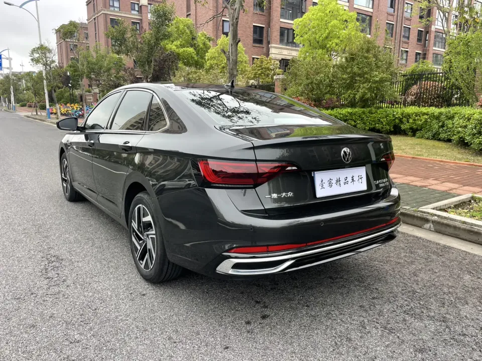 Volkswagen Sagitar 2025 Sagitar 300TSI DSG Beyond Edition 2025 — миниатюра 2