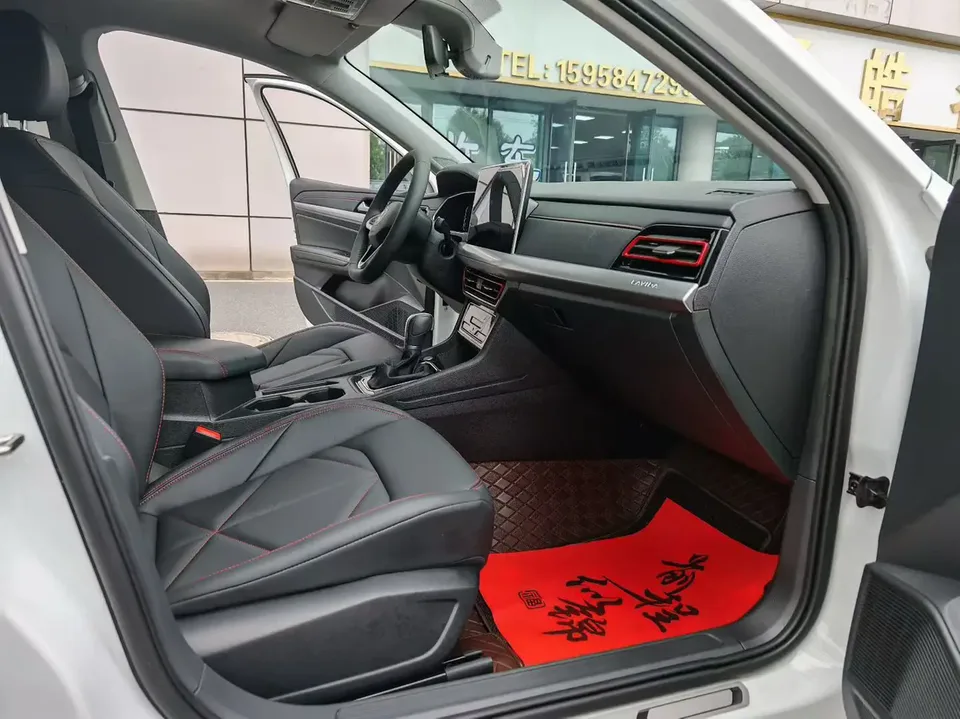 Volkswagen Lavida Lavida 2024 300TSI DSG Starry Sky Leading Edition 2024 — миниатюра 3