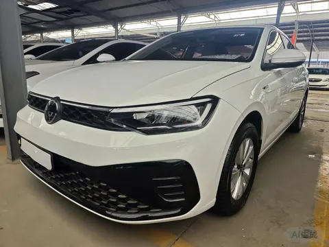 Volkswagen Lavida 2024 купить в Москве