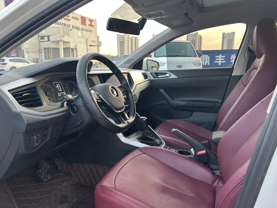 Volkswagen Polo Polo 2021 Plus 1.5L Automatic Panoramic Enjoyment Edition 2022 — thumbnail 5