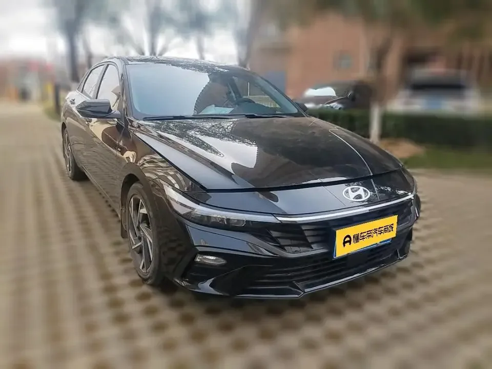 Hyundai Elantra 1.5L CVT GLX Elite Edition 2025 — миниатюра 3