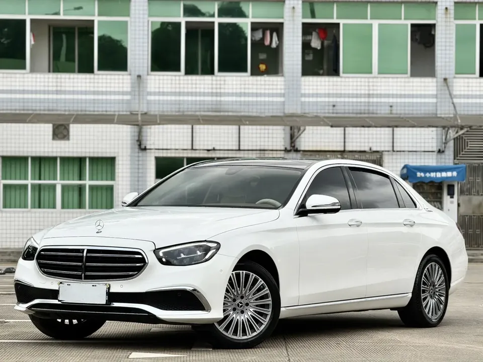 Mercedes-Benz E-Class E-Class 2023 Mercedes-Benz E-Class 2023 E 300 L luxury sedan 2023 — photo 1, buy with delivery to Moscow