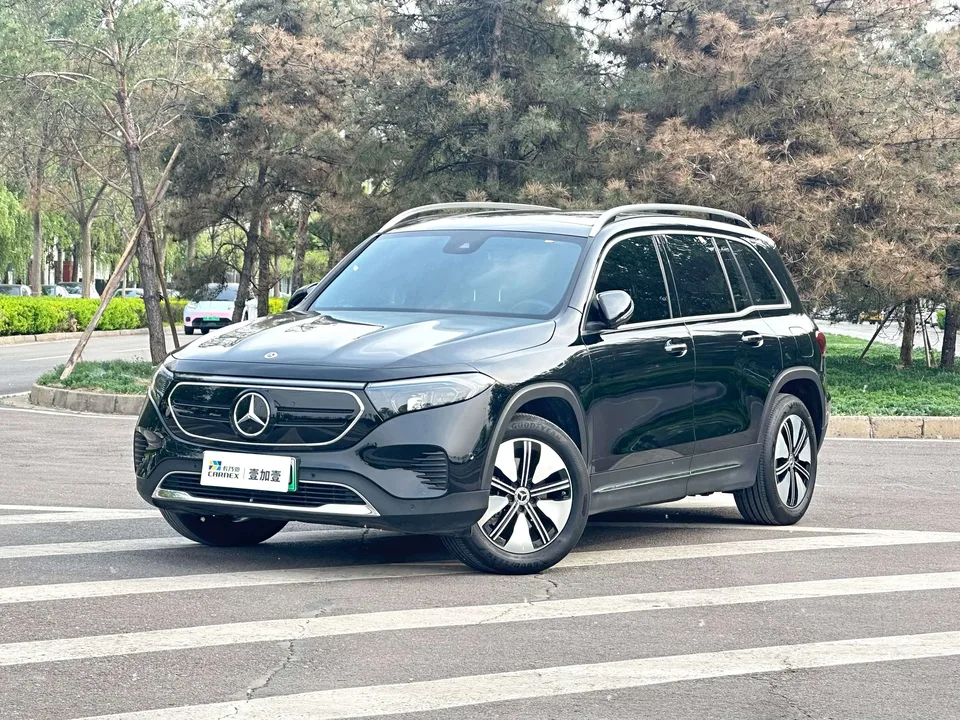 Mercedes-Benz EQB 2024