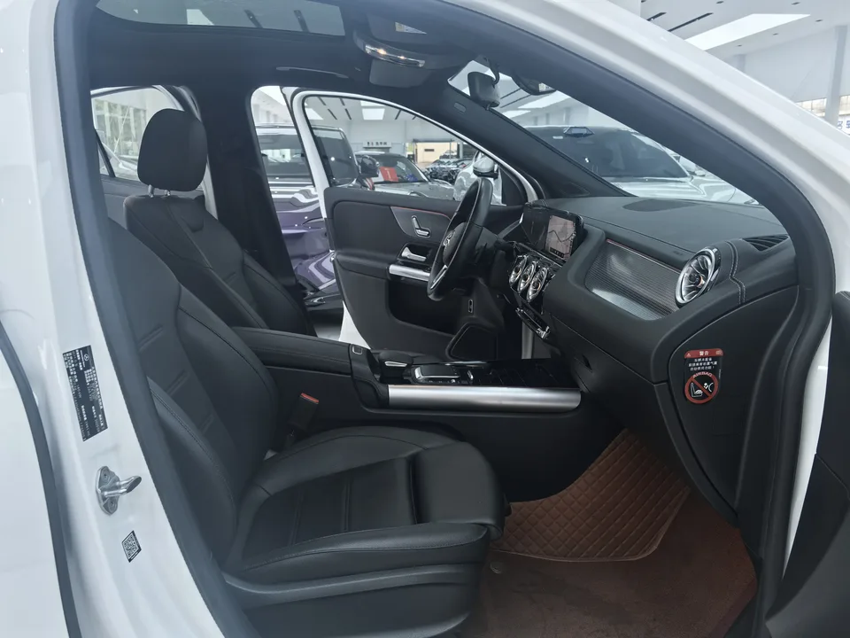 Mercedes-Benz GLA Mercedes-Benz GLA 2023 GLA 220 2023 — миниатюра 4