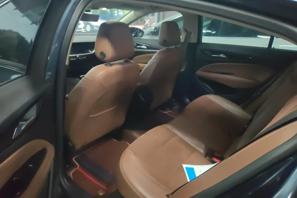 Buick Majesty 552T Smart Edition 2022 — миниатюра 4