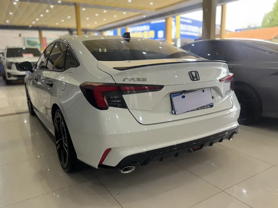 Honda Integra HATCHBACK 240TURBO CVT Magic NightDeluxe Edition 2024 — миниатюра 4