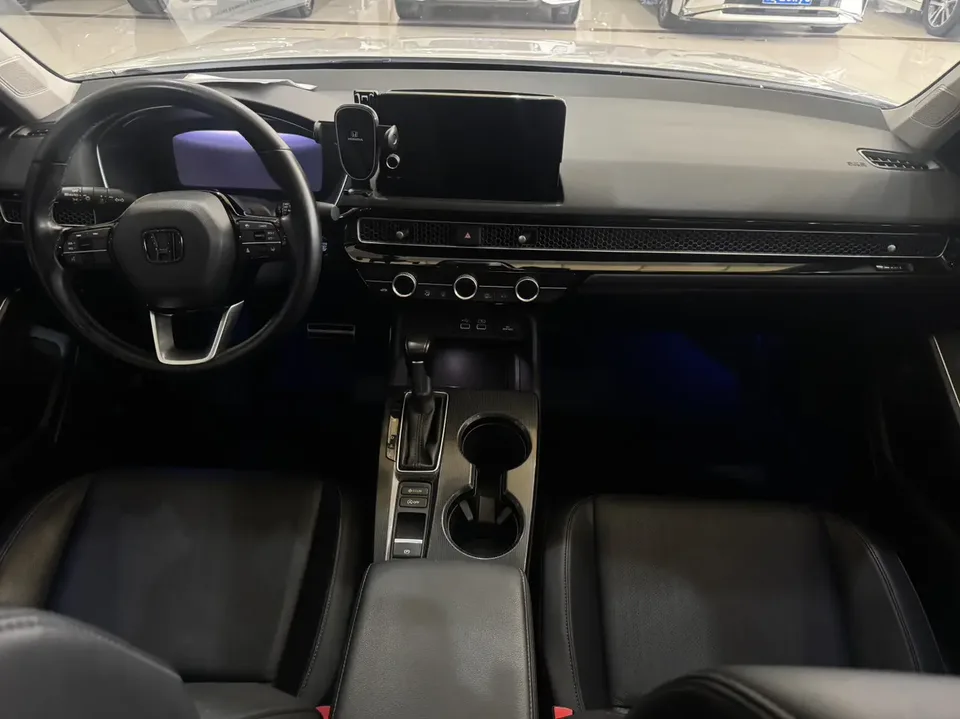 Honda Integra HATCHBACK 240TURBO CVT Magic NightDeluxe Edition 2024 — миниатюра 5