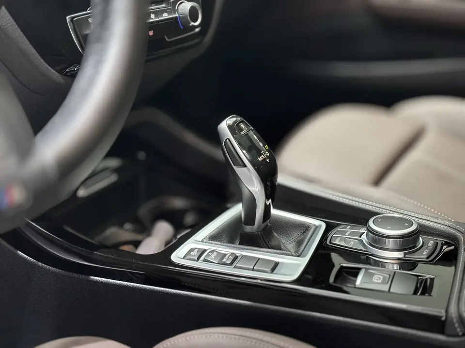 BMW 1 Series facelift 120i M Sport Night Edition 2022 — миниатюра 3