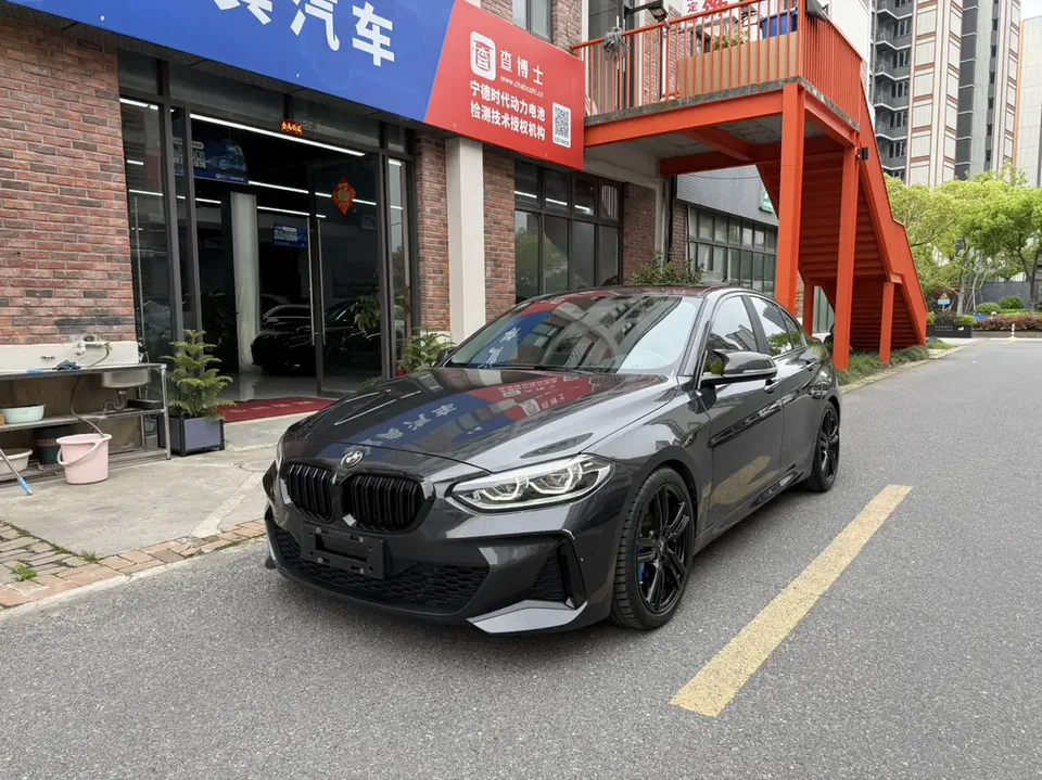 BMW 1 Series 2023